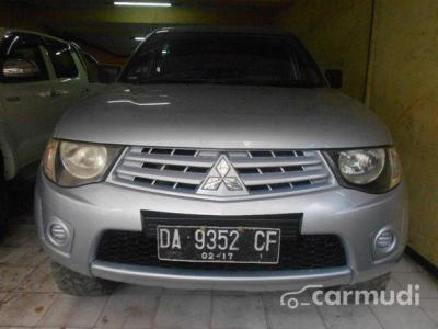 Mitsubishi Strada Triton Glx 2011