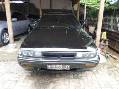 Nissan Cefiro 1991