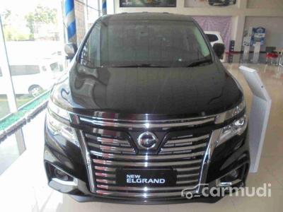 Nissan Elgrand Highway Star 2016