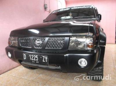 Nissan Terrano Kingsroad 2002