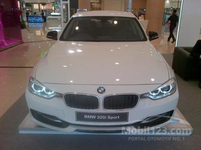 Promo BMW 320i Akhir Tahun