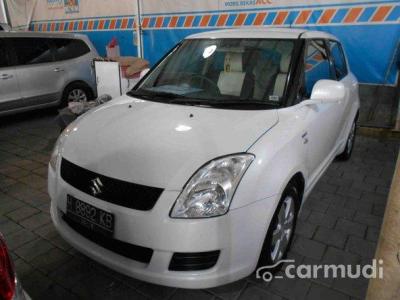 Suzuki Swift Mt 2011