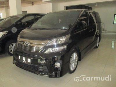 Toyota Alphard Vellfire Z6 Aless 2013