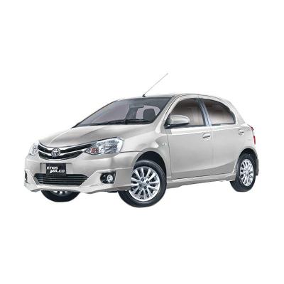 Toyota Etios Valco 1.2 E M/T Silver Metallic Mobil