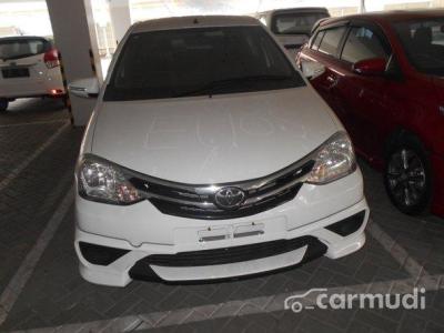 Toyota Etios Valco Tom'S 2016