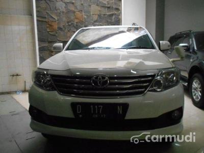 Toyota Fortuner 2.7 G Luxury 2012