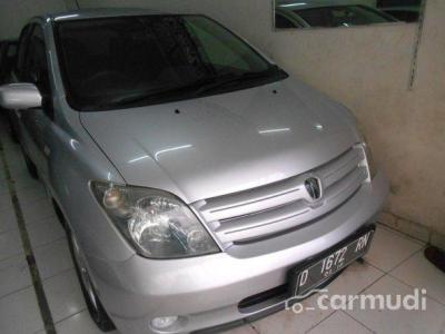 Toyota Ist Cbu 2004