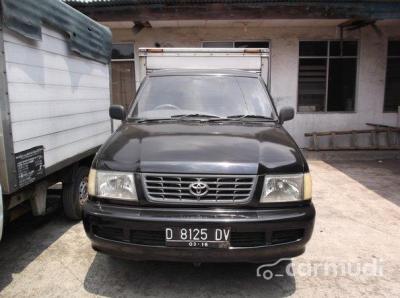 Toyota Kijang Box 2005