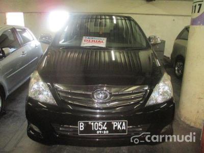 Toyota Kijang Innnova G 2010