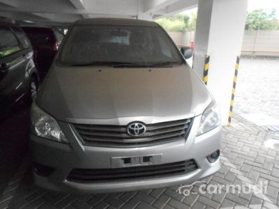 Toyota Kijang Innova 2.0 J 2016