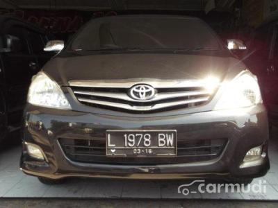 Toyota Kijang Innova V 2011