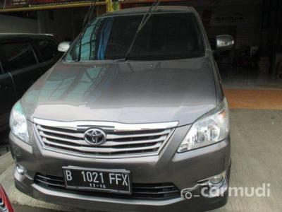 Toyota Kijang Inova G 2011