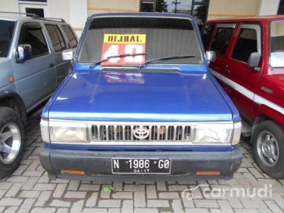 Toyota Kijang Super 1987