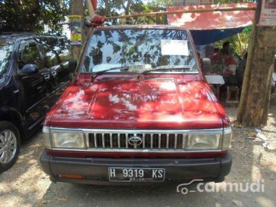 Toyota Kijang Super 1989