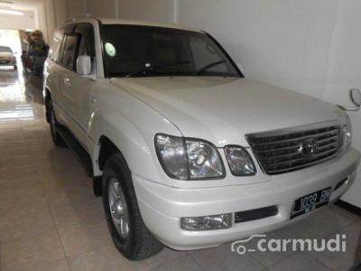 Toyota Land Cruiser Cygnus 2000