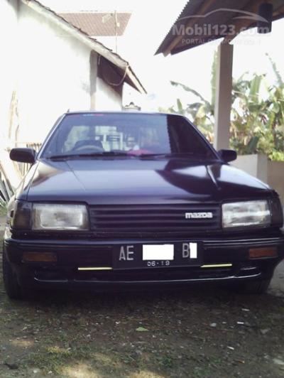 1986 Mazda 323 1,3 Sedan