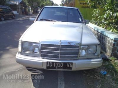 1989 Mercedes-Benz 300E 3.0 Sedan mercy plat ag di kediri pare badas sekoto bisa tukar tambah