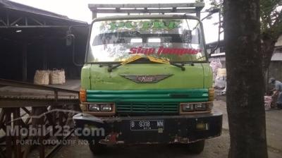 1990 Hino FF 6.8 L Kondisi bagus, Harga paling murah