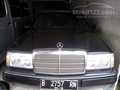 1993 - Mercedes-Benz E230 W124 2.3