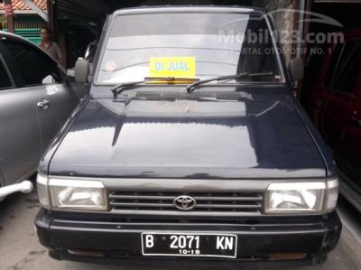 1994 Toyota Kijang