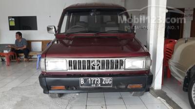 1994 Toyota Kijang Kencana