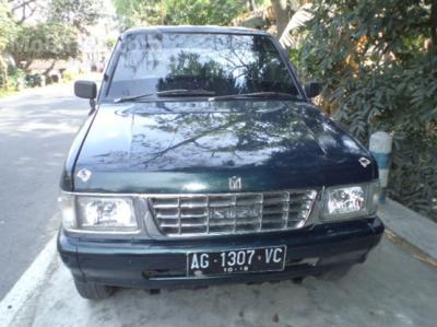 1995 Isuzu Panther higrade 2.3 MPV Minivans plat ag di kediri pare badas sekoto bisa tukar tambah