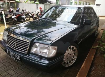 1995 Mercedes-Benz 220E 2.2 MP Asli