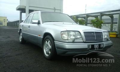 1995 Mercedes-Benz E320 Masterpiece AT