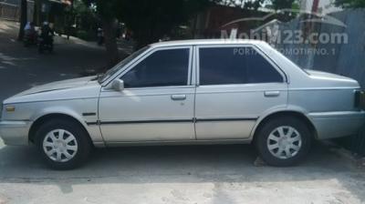 1995 Nissan Sunny 1.3 1.3 Manual Sedan