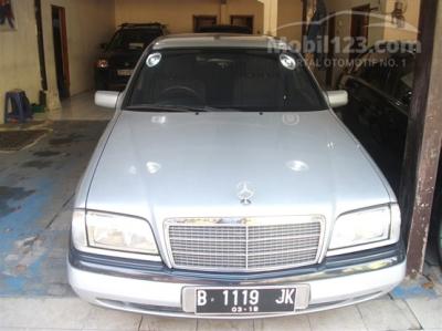 1997 Mercedes-Benz C180 1.8 W202 1.8L Sedan KM Rendah Dijamin Asli