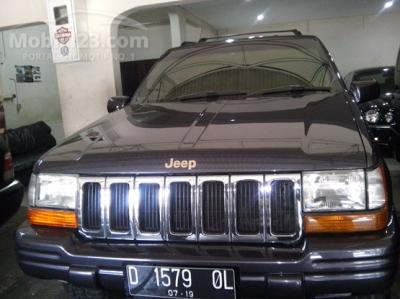 2000 - Jeep Grand Cherokee 4.7L V8 Wagon 5dr NA