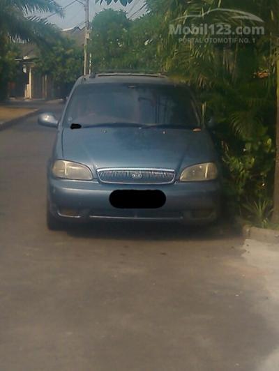 2000 KIA Carnival 2.0 MPV Minivans