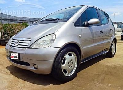 2000 Mercedes-Benz A160 1.6 W168 L4 1.6 Automatic Hatchback Silver Elegance