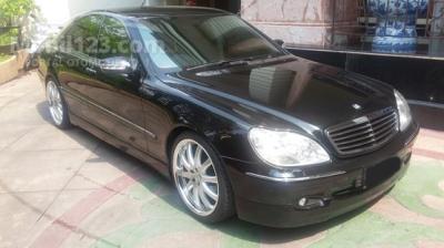 2000 Mercedes-Benz S280 W220 2.8 Sedan