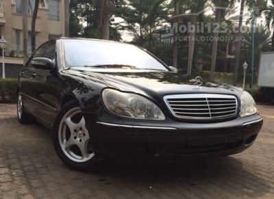 2000 Mercedes-Benz S320 W220 3.2 Sedan