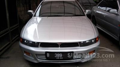 2000 - Mitsubishi Galant Sedan