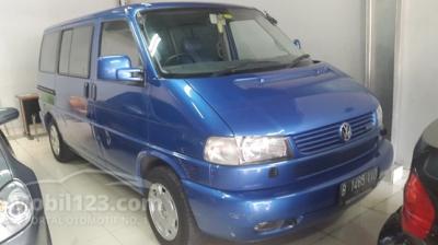 2000 Volkswagen Caravelle 2.8 VR6. bensin. MPV Minivans