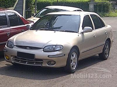 2001 Hyundai Accent 1.5 Sedan