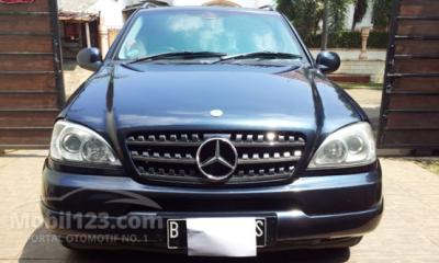 2001 Mercedes-Benz ML320 Jeep