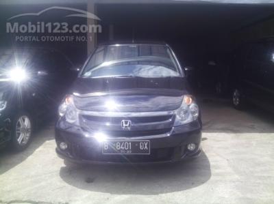 2002 - Honda Stream