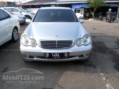 2002 - Mercedes-Benz C180 W203 2.0