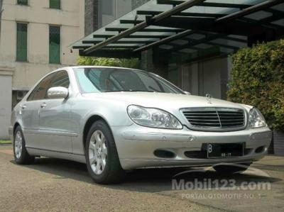 2002 Mercedes-Benz S320 3.2 W220 3.2 V6 Sedan