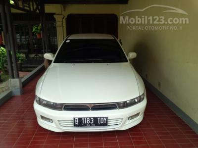 2002 Mitsubishi Galant 2.5 Sedan