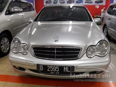 2003 - Mercedes-Benz C180 W203 2.0 Sedan