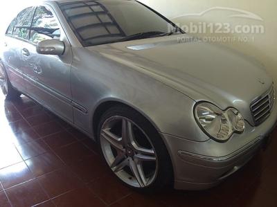 2003 Mercedes-Benz C240 2.6 W203