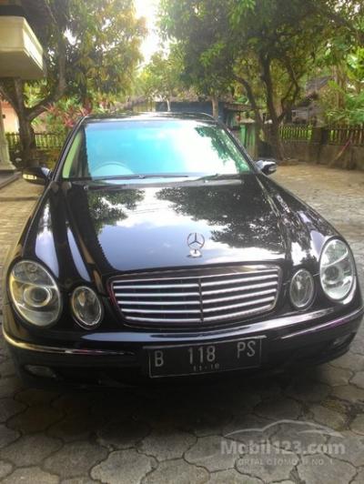 2003 Mercedes-Benz E260