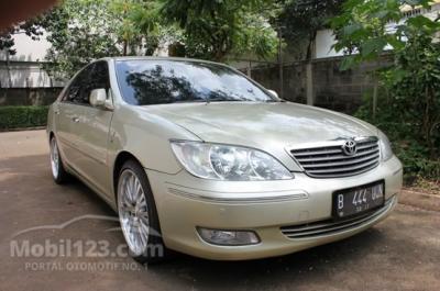 2003 Toyota Camry 3,0 V AT Sedan Mewah