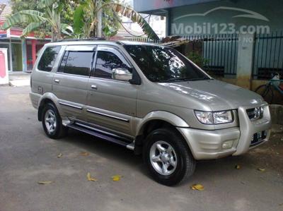 2004 Isuzu Grand Touring 2.5 MPV Minivans