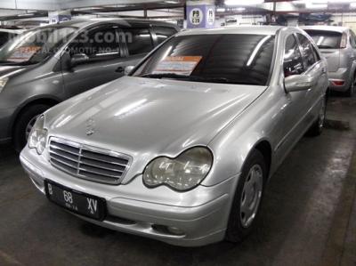 2004 - Mercedes-Benz C180