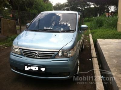 2004 Nissan Serena 2.0 Highway Star Wagon Warna Unik dan Langka Jarang Ada